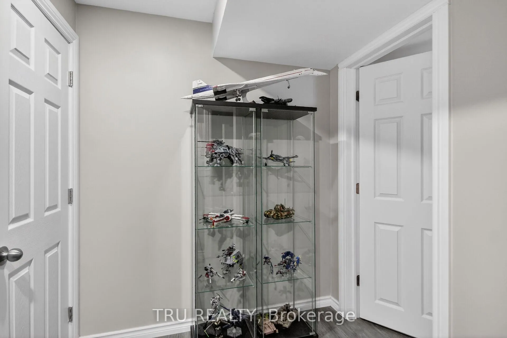 Photo 40 of 126 Pinelock Street, Ottawa, Kanata - Emerald Meadows/Trailwest — HOMEH
