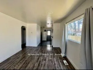 Photo 2 of 643 Charles Street E, Windsor — HOMEH