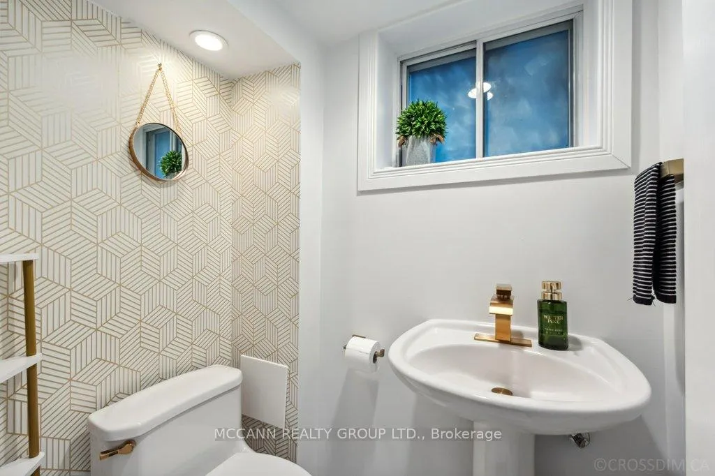 Photo 37 of 88 Brookdale Avenue, Toronto, Lawrence Park North — HOMEH