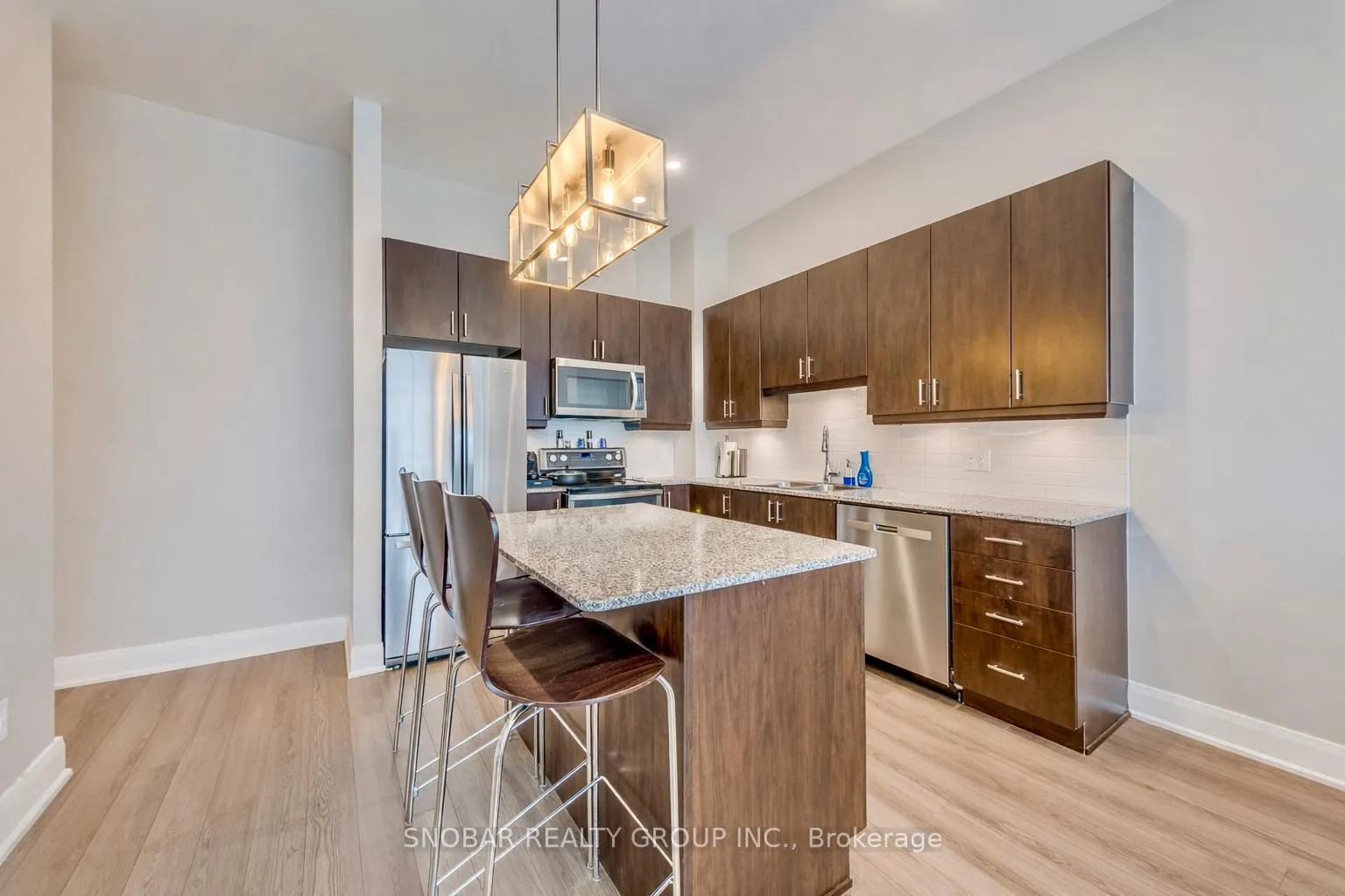 Photo 6 of Unit 201, 2900 Highway 7, Vaughan, Concord — HOMEH