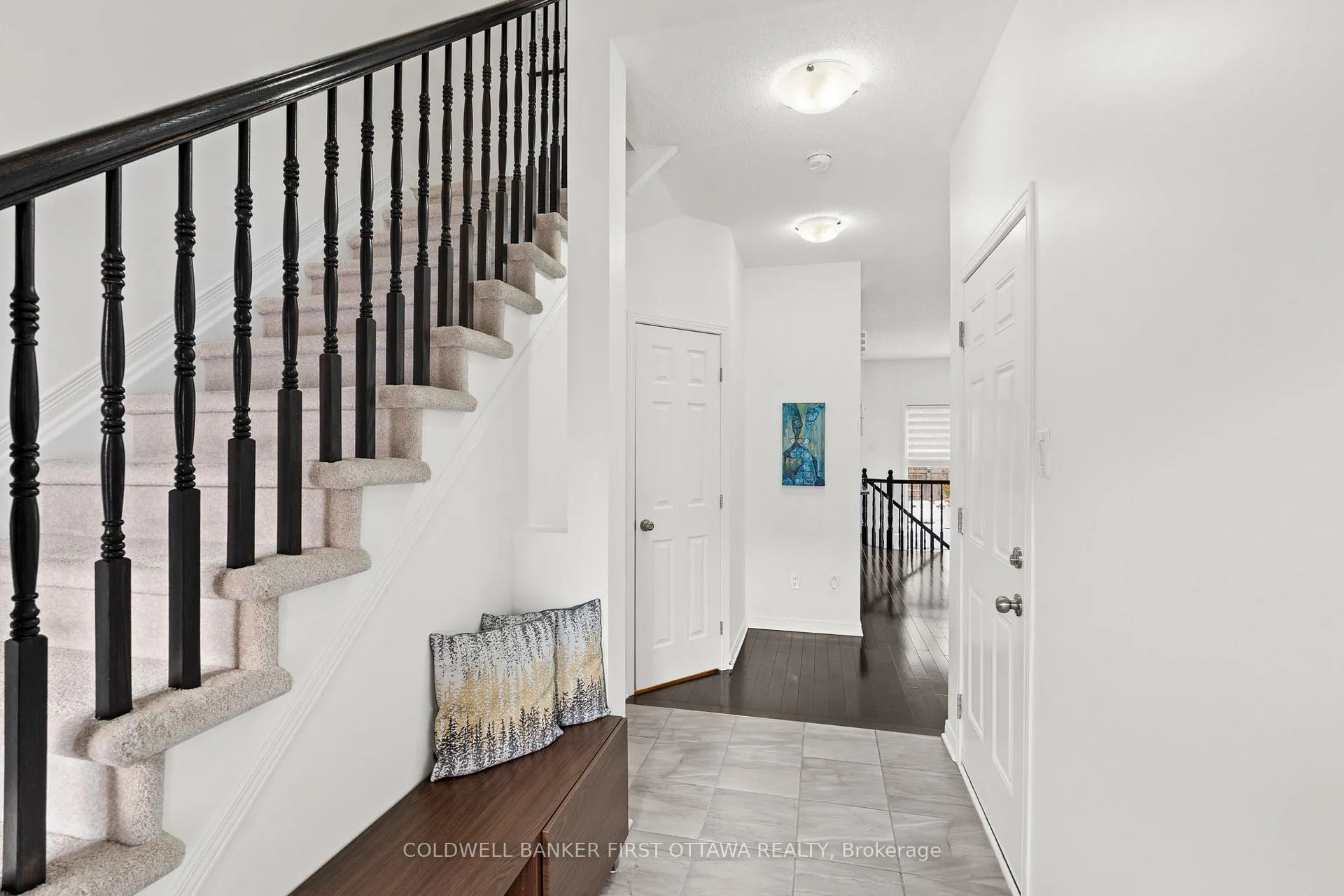 Photo 4 of 32 Dundalk Private, Ottawa, Barrhaven - Stonebridge — HOMEH