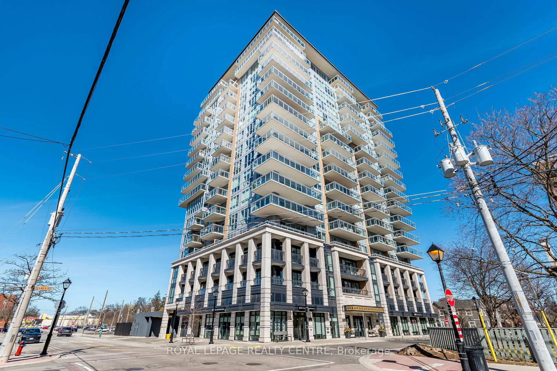 Front of Unit 207, 2025 Maria Street