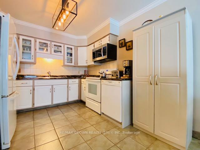 Photo 20 of 16 Thompson Road, Kapuskasing — HOMEH