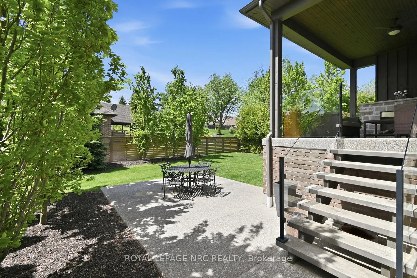 Photo 40 of 61 Philmori Boulevard, Pelham, Fonthill — HOMEH
