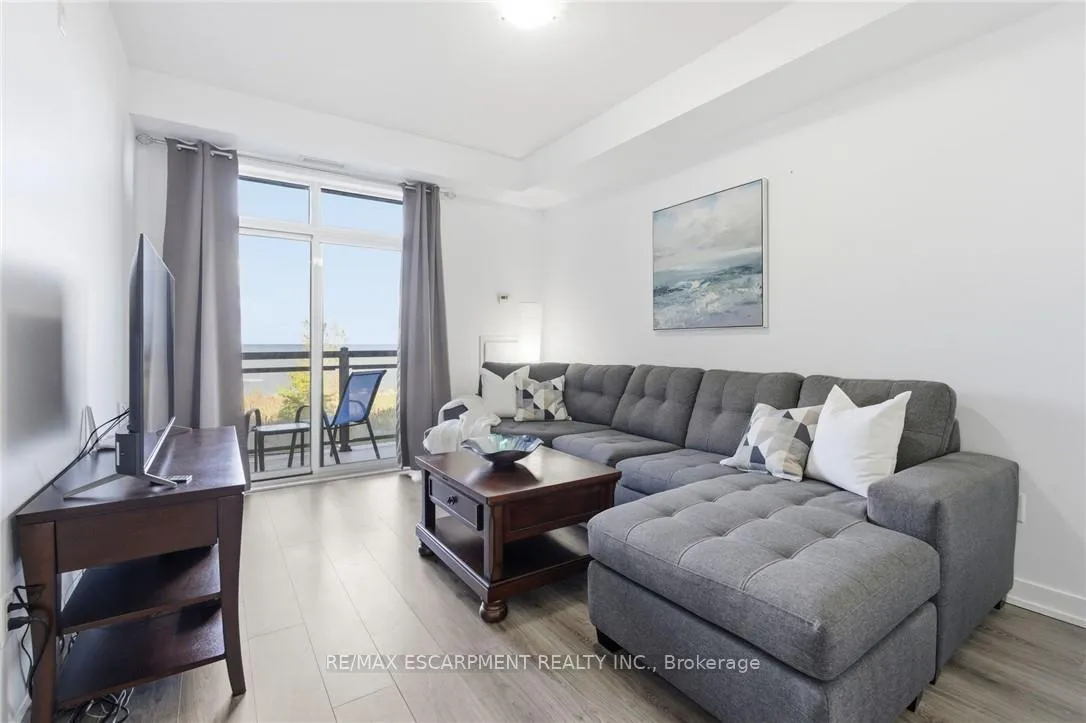 Photo 12 of Unit 228, 35 Southshore Crescent, Hamilton, Lakeshore — HOMEH