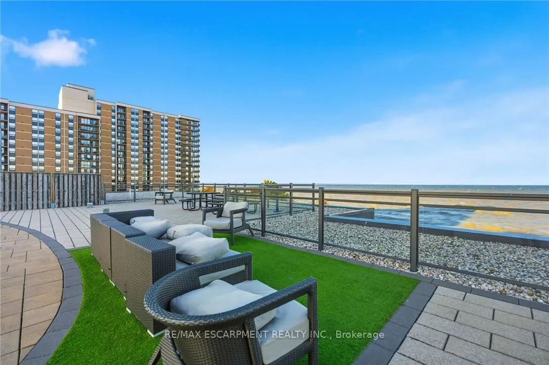 Photo 24 of Unit 228, 35 Southshore Crescent, Hamilton, Lakeshore — HOMEH