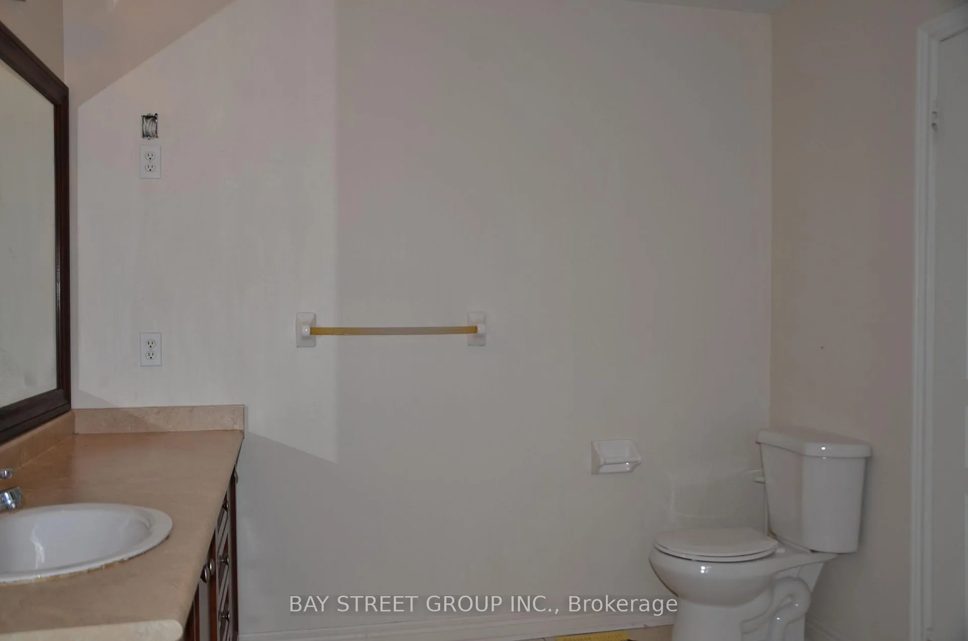 Photo 19 of 27 Wilcliff Court, Markham, Greensborough — HOMEH