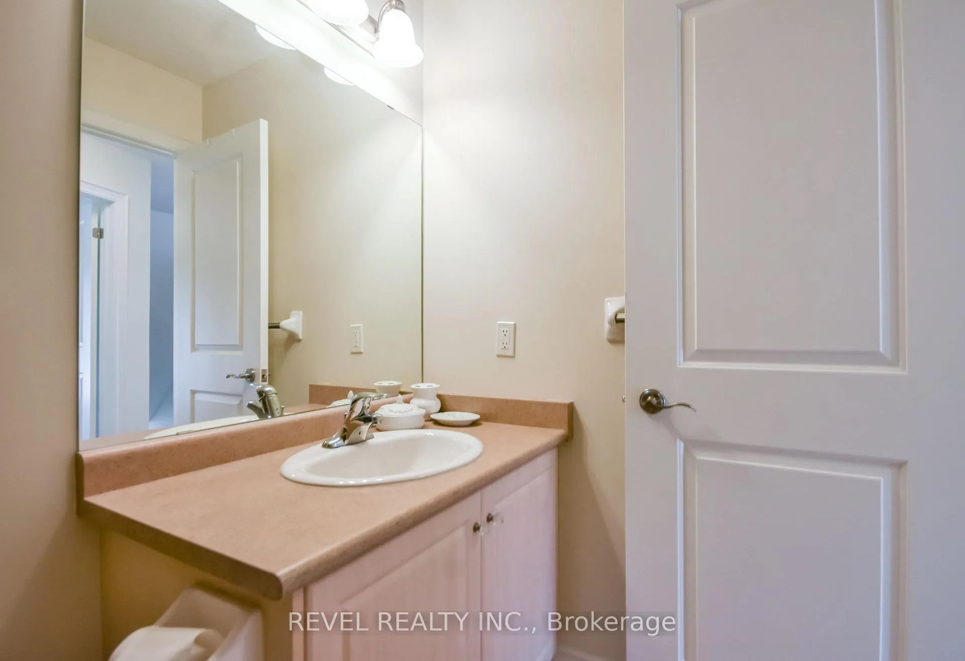 Photo 21 of 290 Stonebridge Boulevard, Wasaga Beach — HOMEH