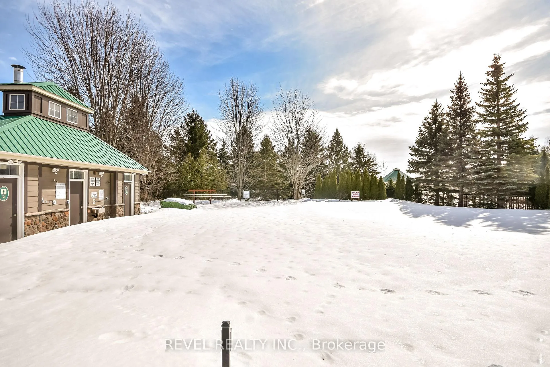 Photo 25 of 290 Stonebridge Boulevard, Wasaga Beach — HOMEH