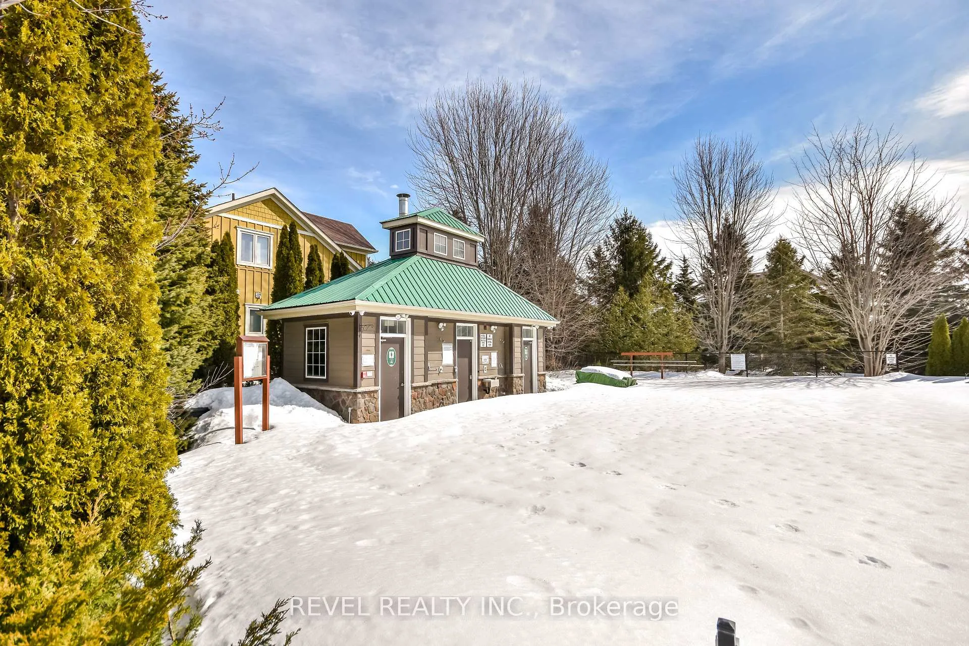 Photo 26 of 290 Stonebridge Boulevard, Wasaga Beach — HOMEH