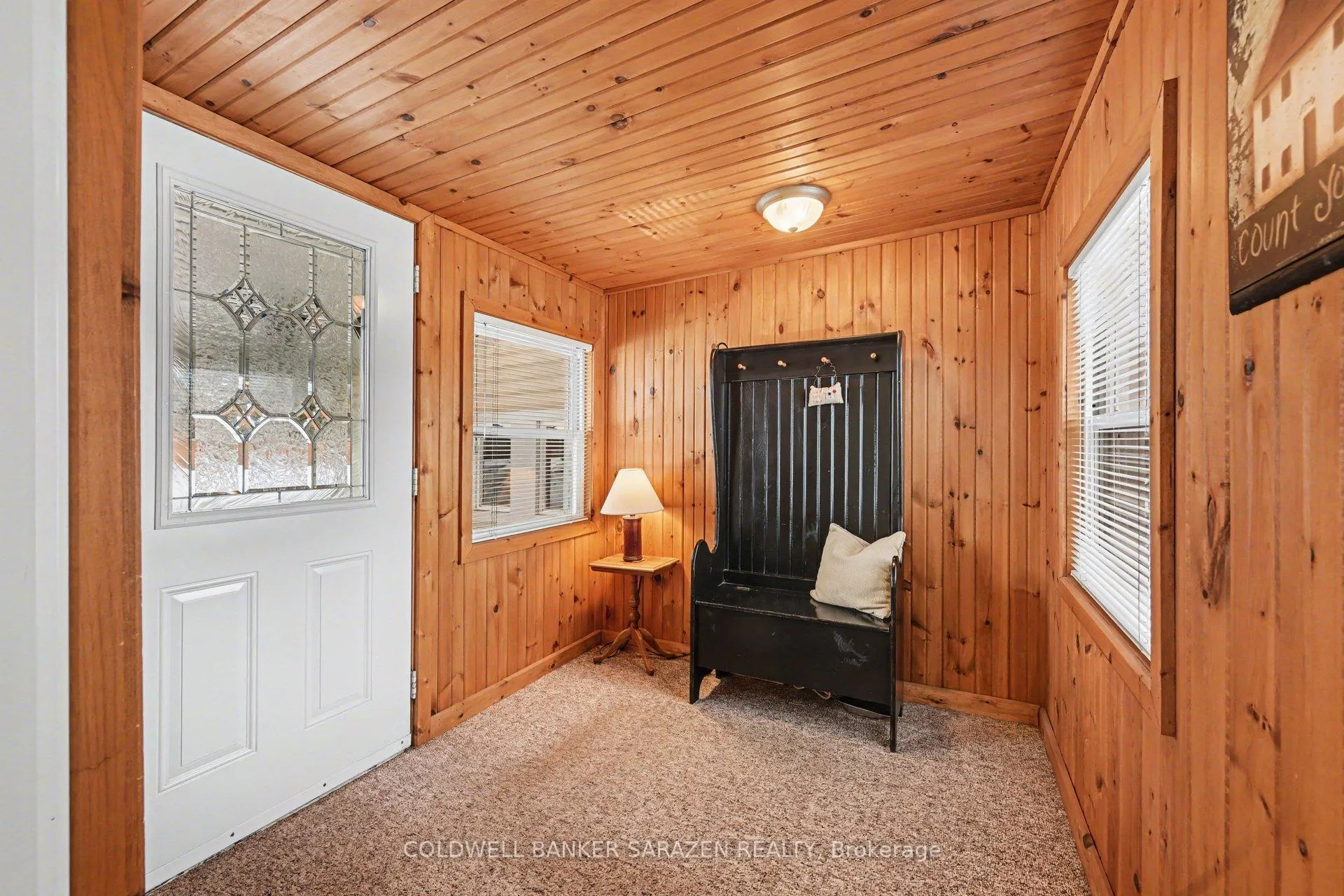Photo 3 of 29 Daniel Street S, Arnprior — HOMEH