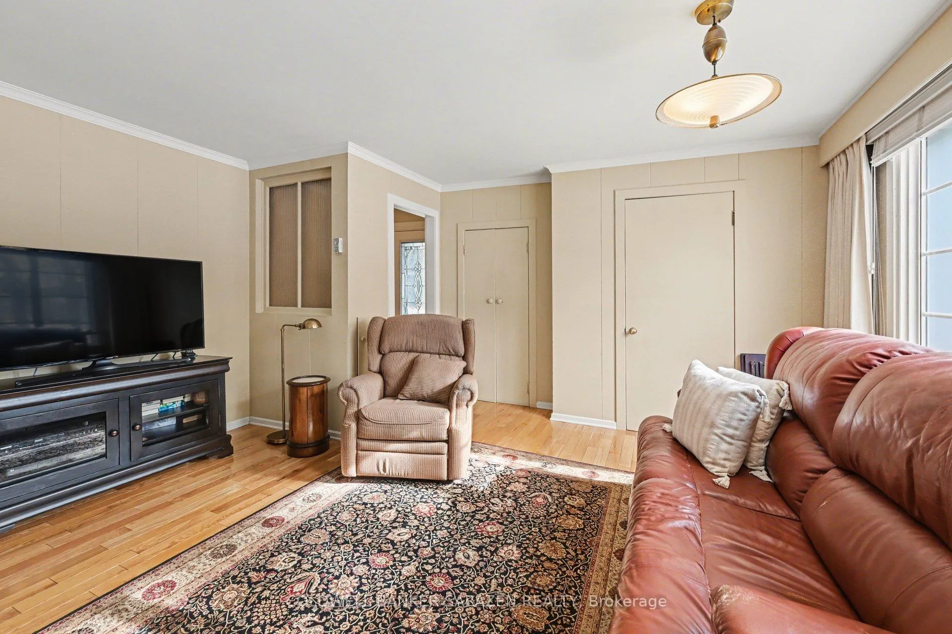 Photo 5 of 29 Daniel Street S, Arnprior — HOMEH