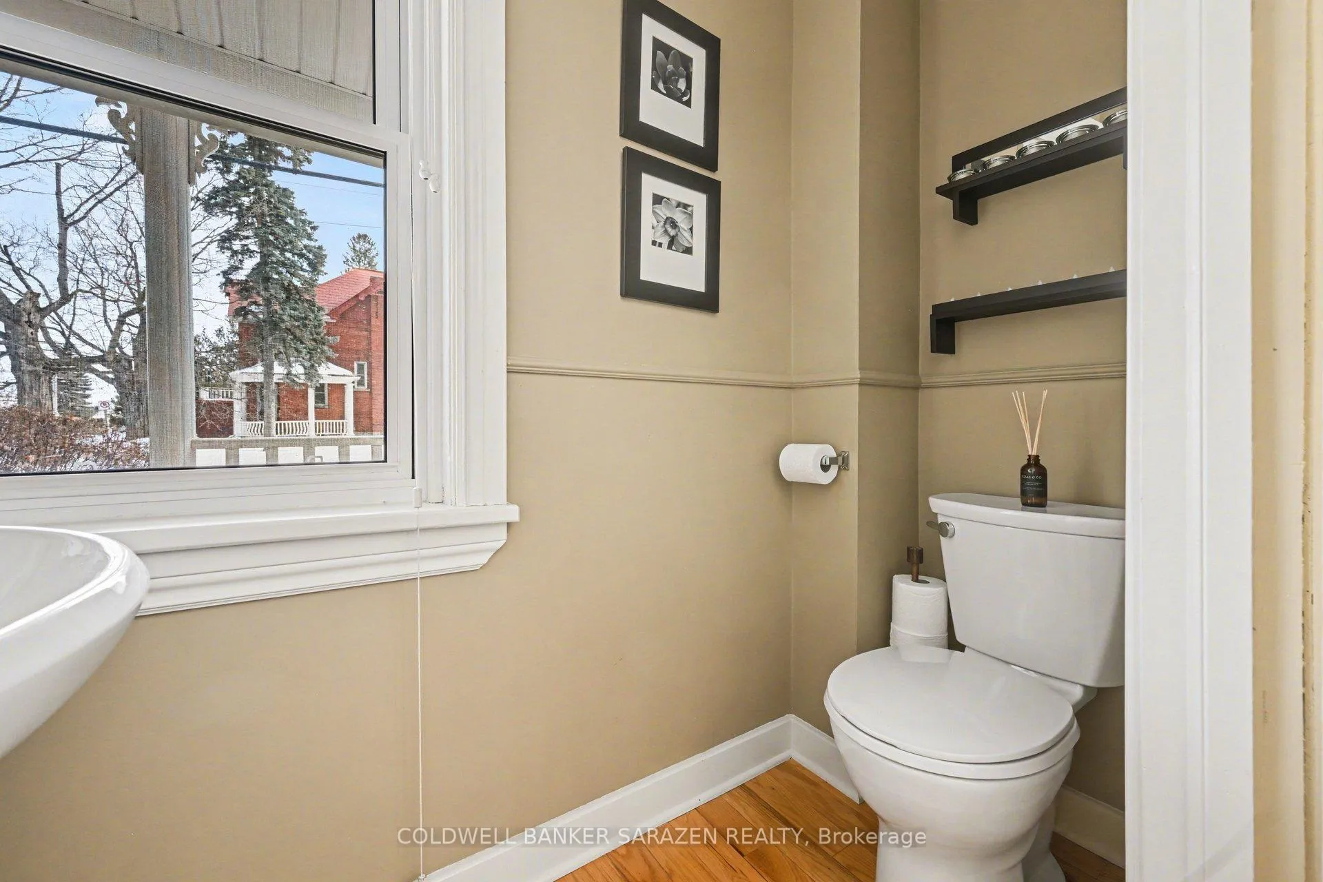 Photo 7 of 29 Daniel Street S, Arnprior — HOMEH