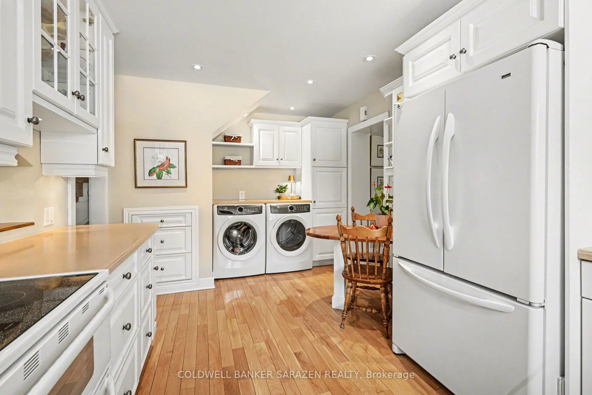 Photo 10 of 29 Daniel Street S, Arnprior — HOMEH
