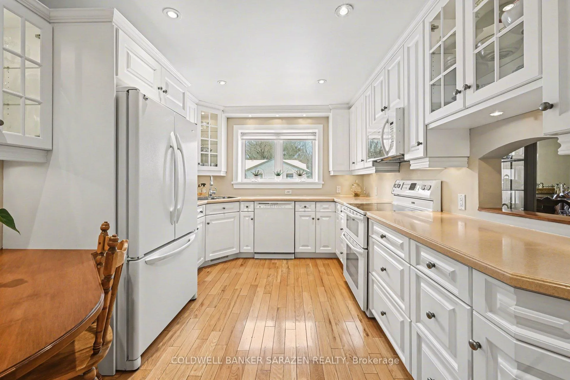 Photo 11 of 29 Daniel Street S, Arnprior — HOMEH