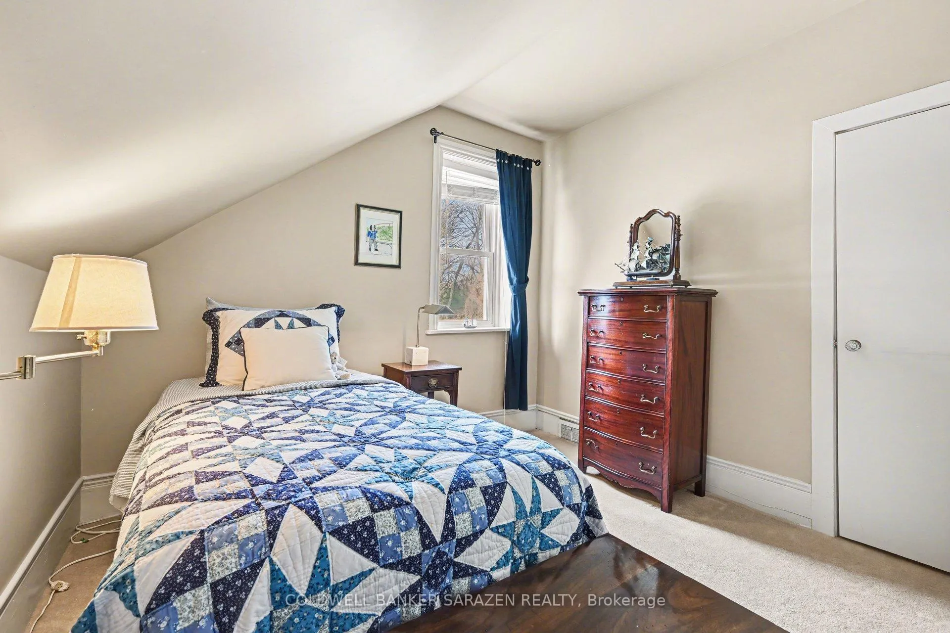 Photo 30 of 29 Daniel Street S, Arnprior — HOMEH