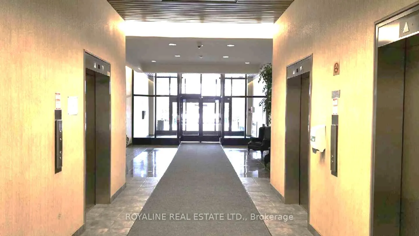 Photo 2 of Unit 319, 1 Leaside Park Drive N, Toronto, Thorncliffe Park — HOMEH