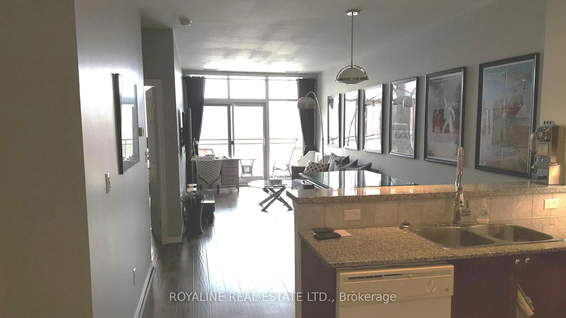 Photo 5 of Unit 319, 1 Leaside Park Drive N, Toronto, Thorncliffe Park — HOMEH