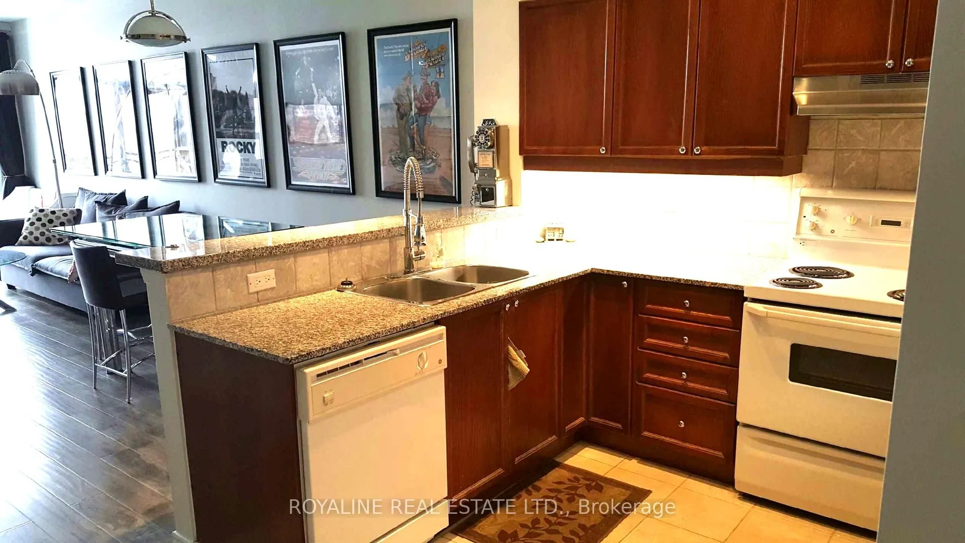 Photo 15 of Unit 319, 1 Leaside Park Drive N, Toronto, Thorncliffe Park — HOMEH