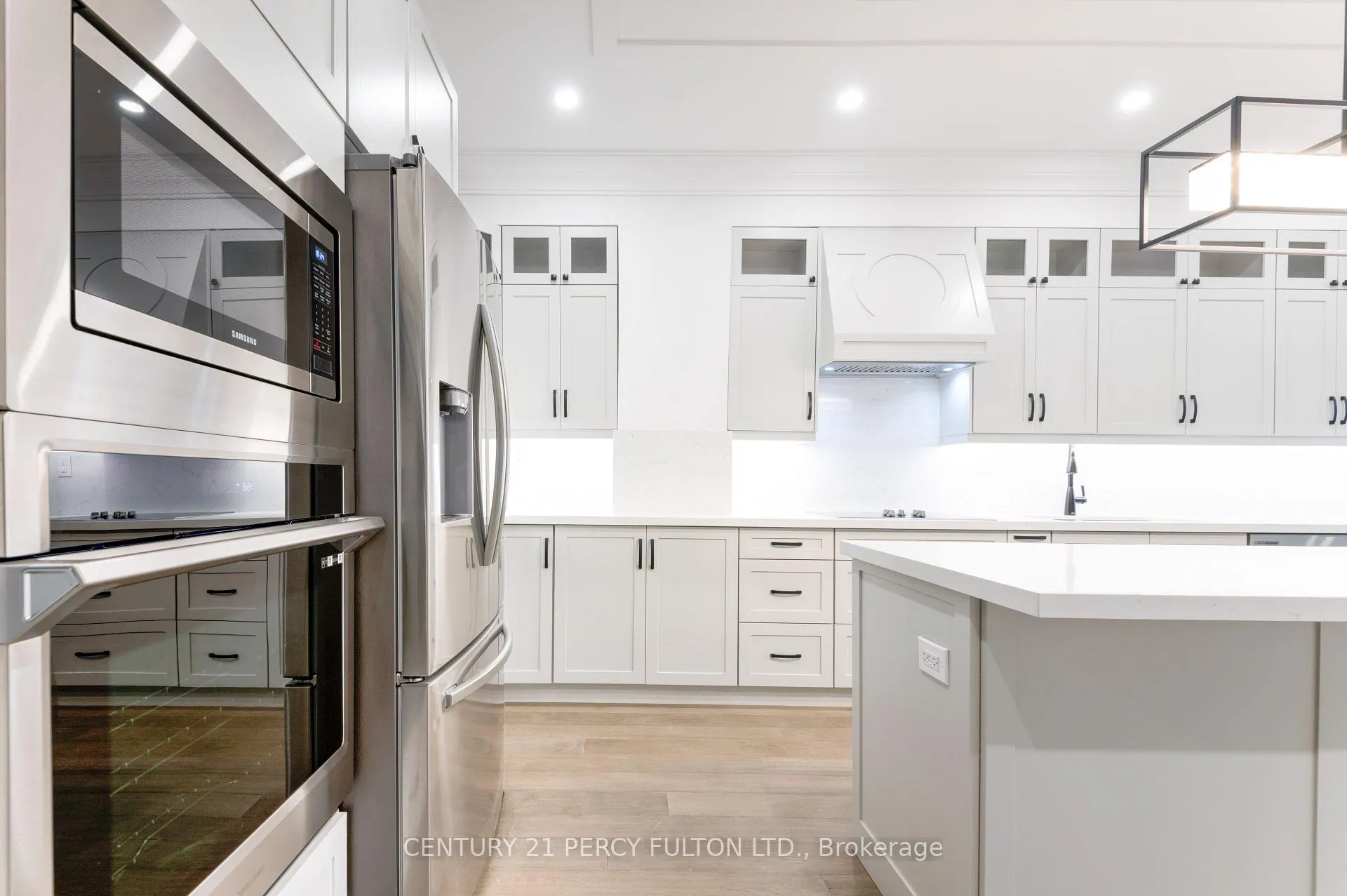 Photo 17 of 195 Danforth Road, Scarborough, Oakridge — HOMEH
