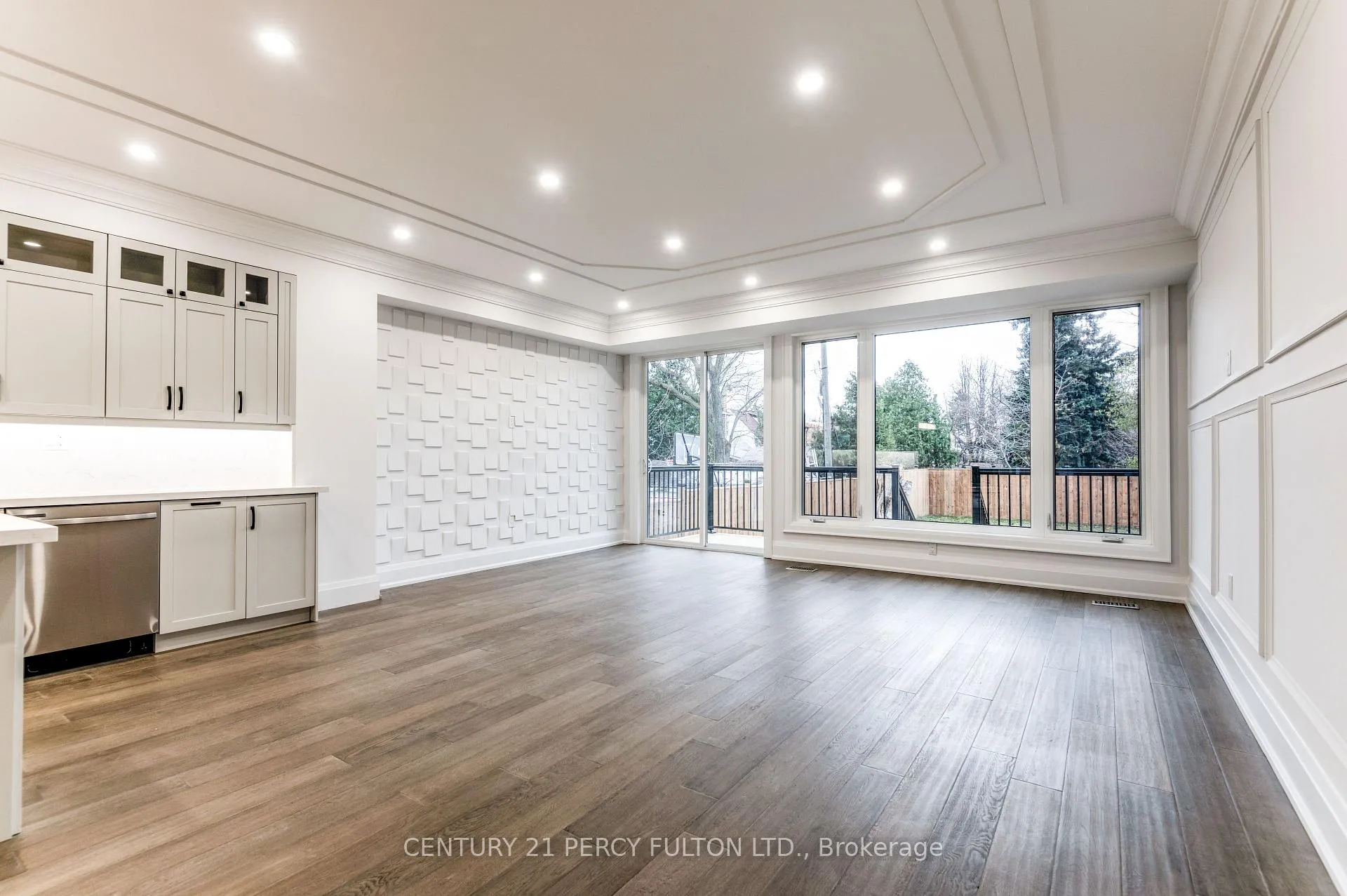 Photo 19 of 195 Danforth Road, Scarborough, Oakridge — HOMEH