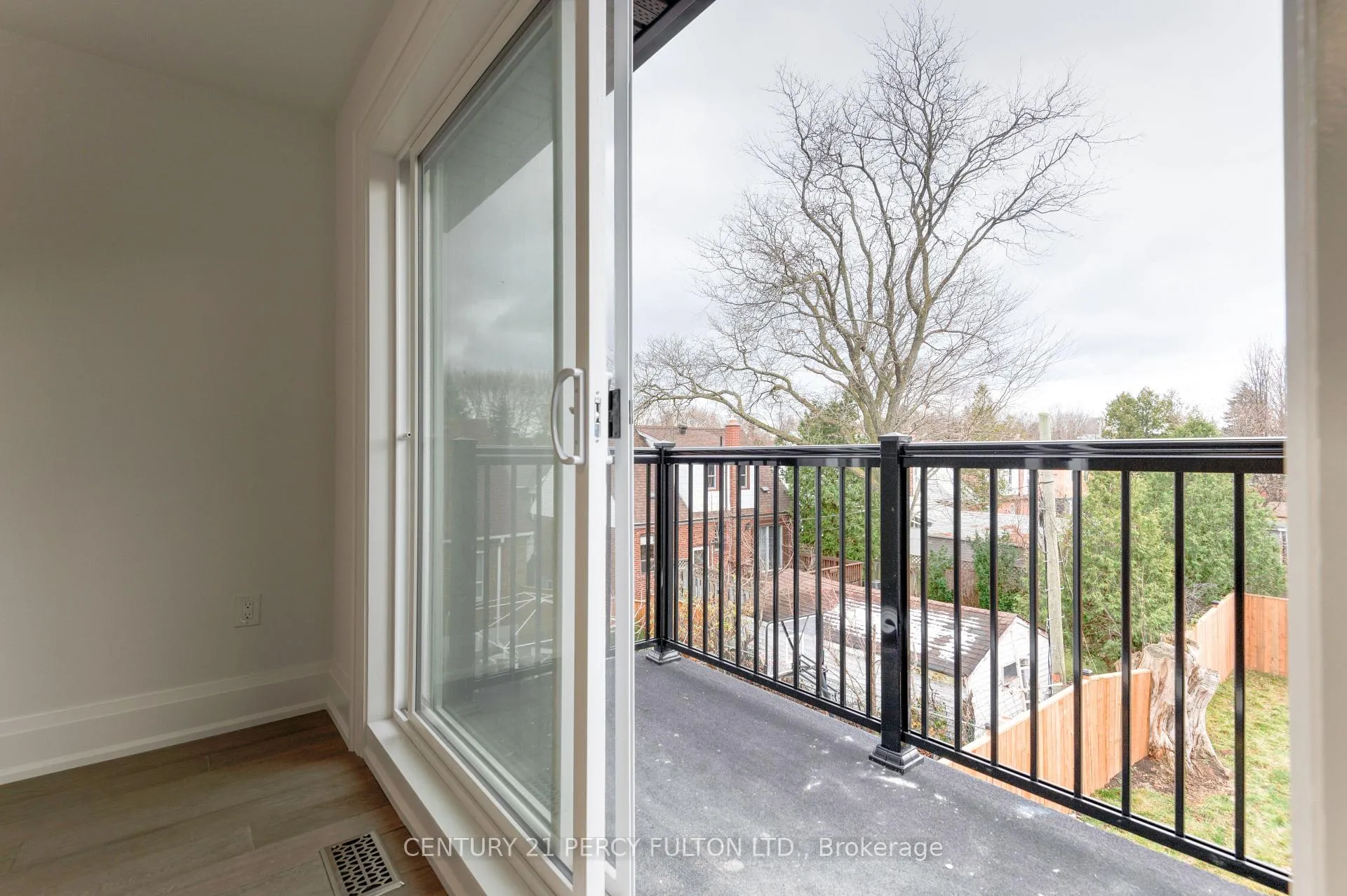 Photo 29 of 195 Danforth Road, Scarborough, Oakridge — HOMEH