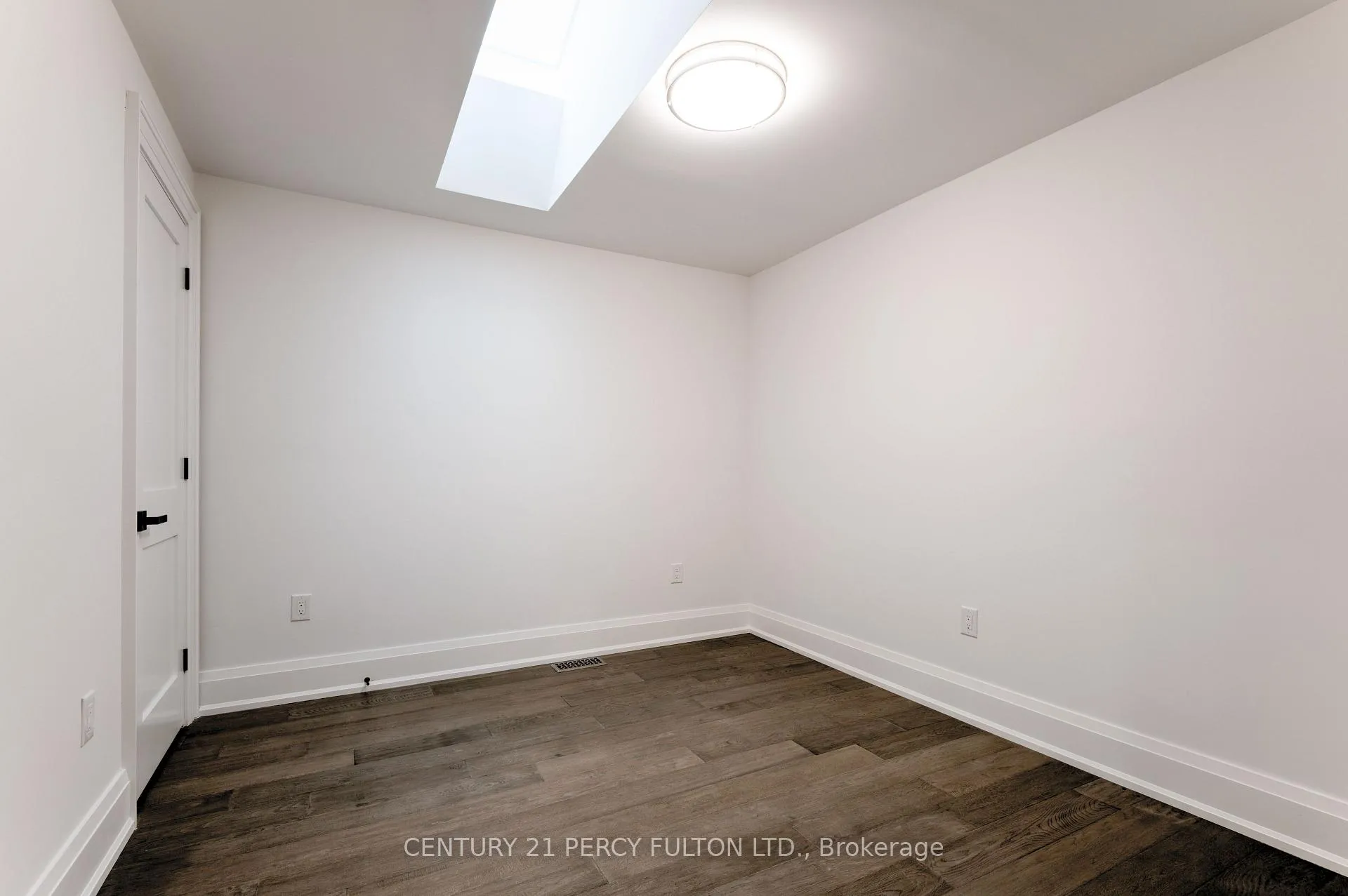 Photo 31 of 195 Danforth Road, Scarborough, Oakridge — HOMEH