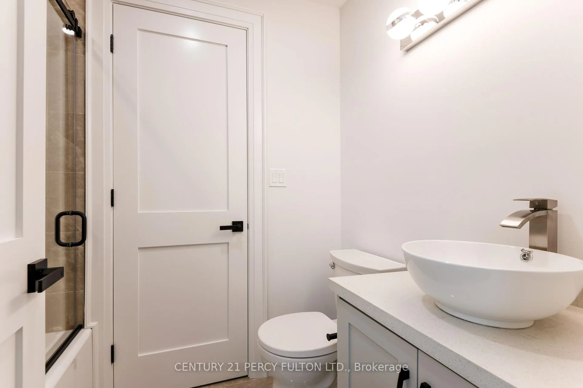 Photo 34 of 195 Danforth Road, Scarborough, Oakridge — HOMEH
