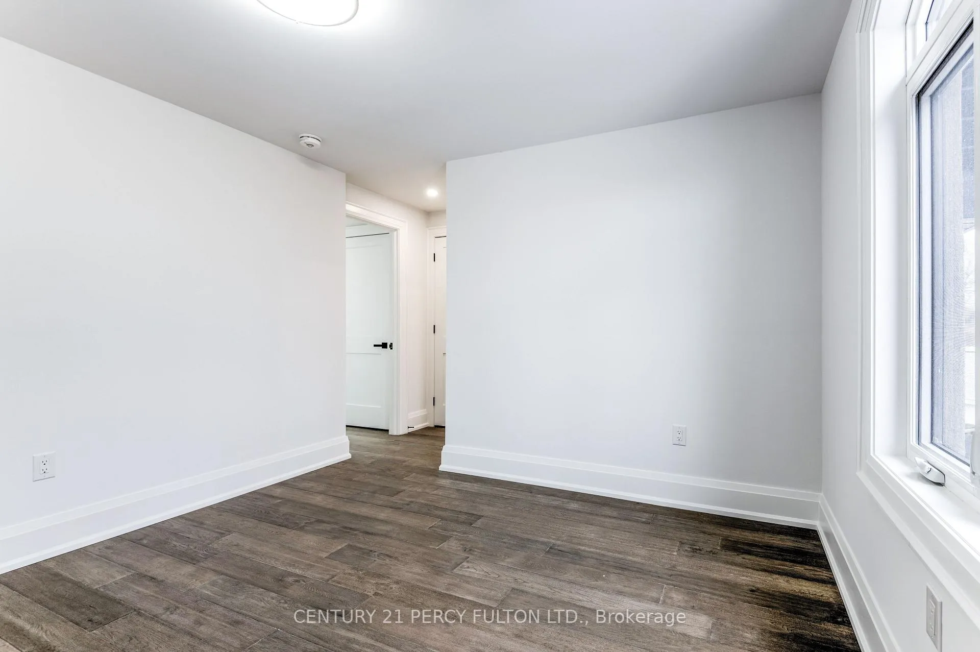 Photo 39 of 195 Danforth Road, Scarborough, Oakridge — HOMEH