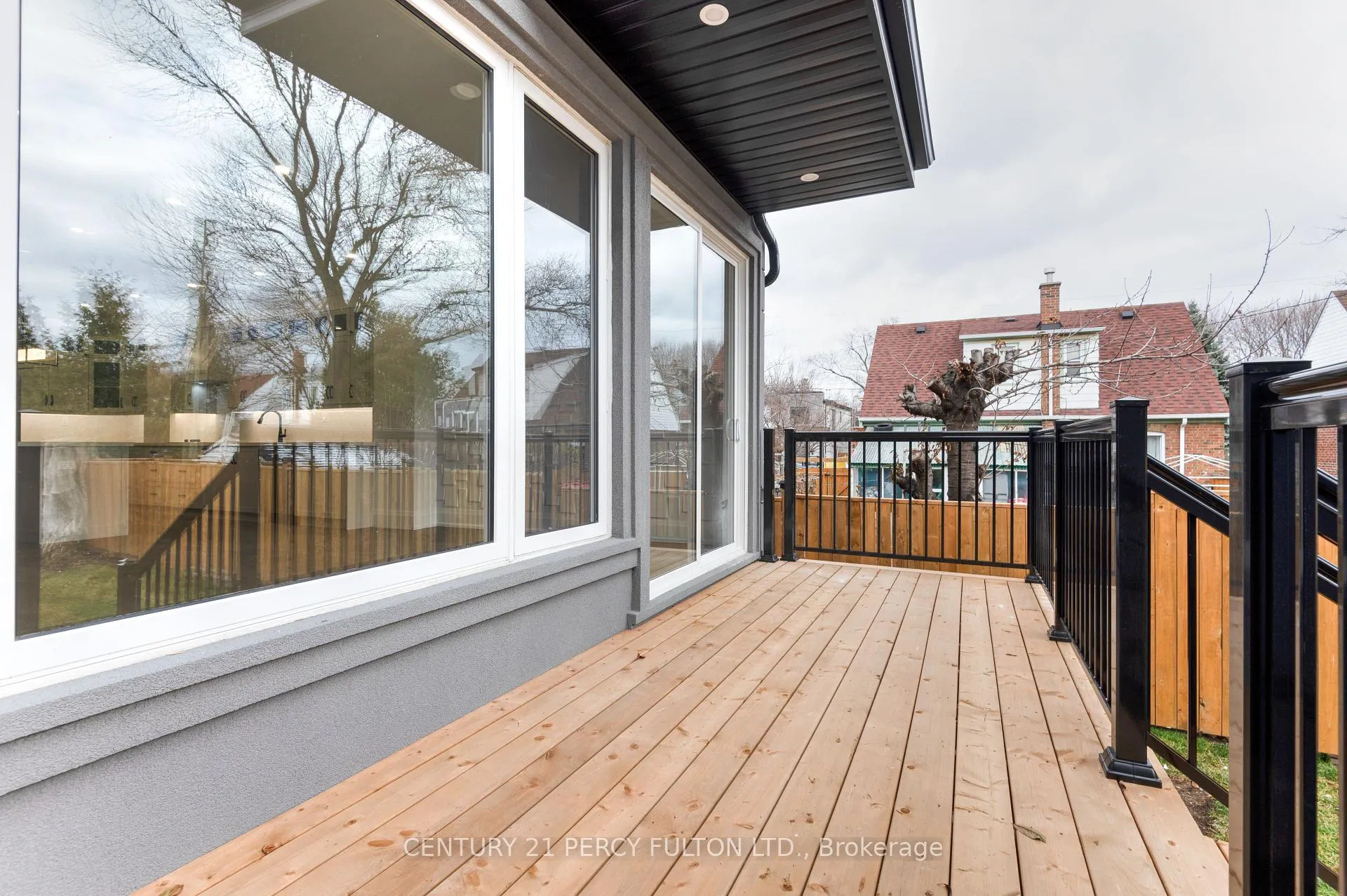 Photo 45 of 195 Danforth Road, Scarborough, Oakridge — HOMEH