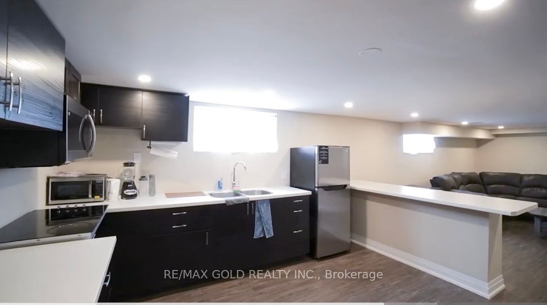 Photo 6 of 580 Gibb Street, Oshawa, Vanier — HOMEH