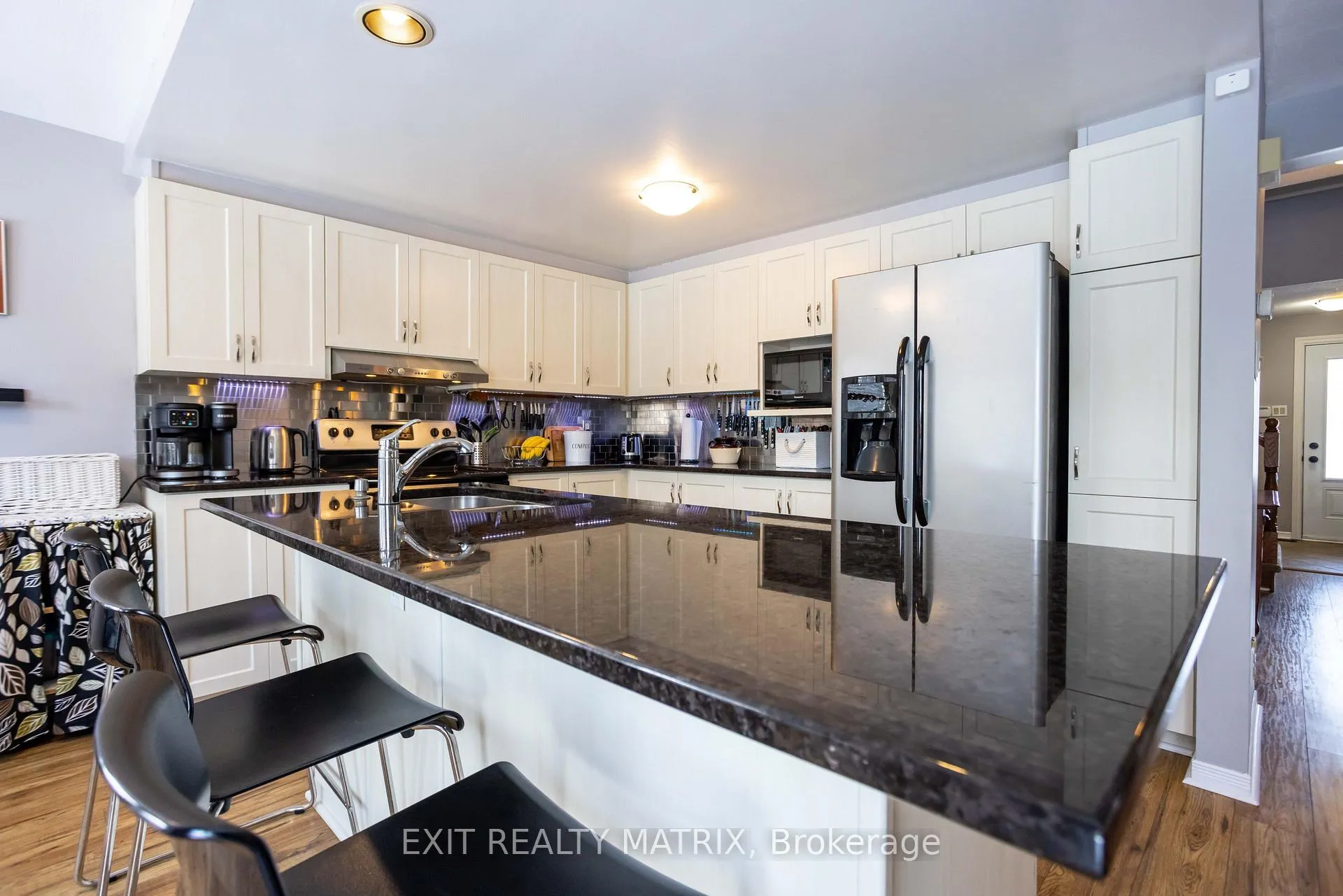 Photo 18 of 1879 Rosewind Court, Ottawa, Chapel Hill — HOMEH