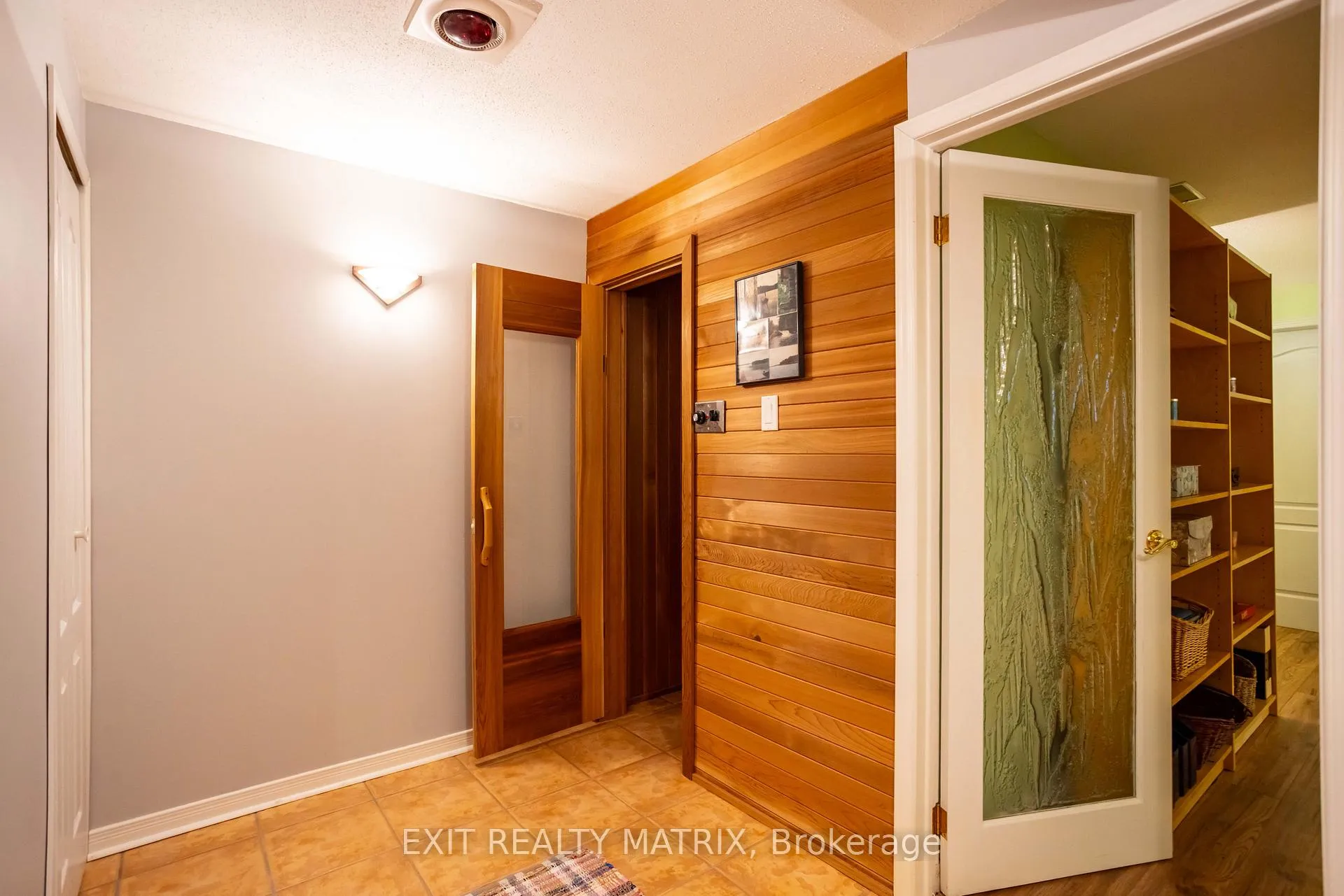 Photo 35 of 1879 Rosewind Court, Ottawa, Chapel Hill — HOMEH