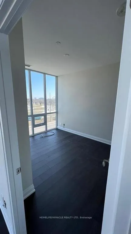 Photo 12 of Unit 201, 15 Lynch Street, Brampton, Queen Street Corridor — HOMEH