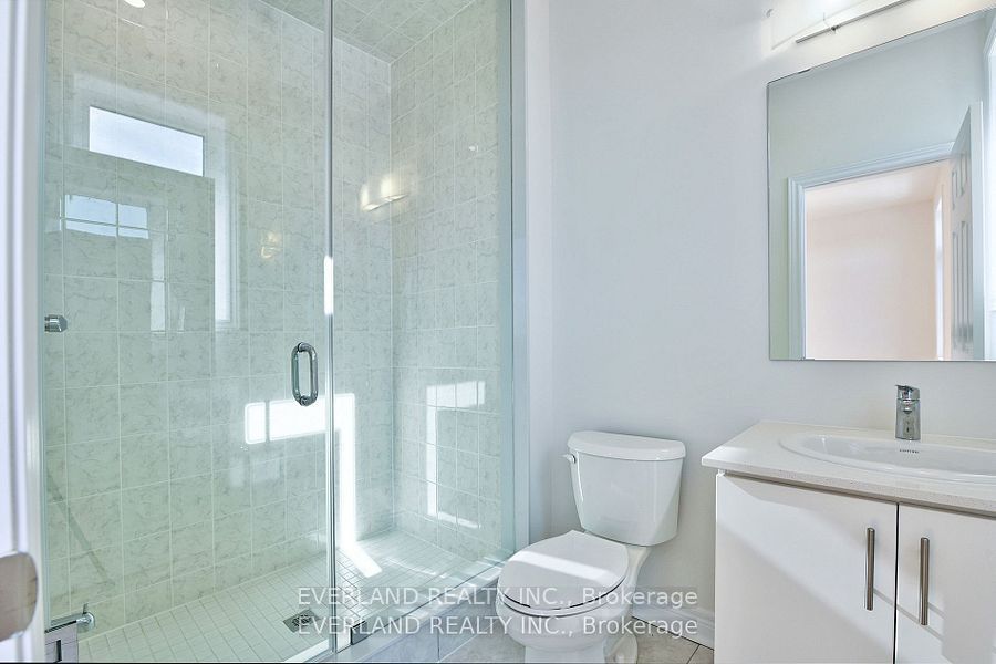 Photo 15 of 173 Mumbai Drive, Markham, Middlefield — HOMEH