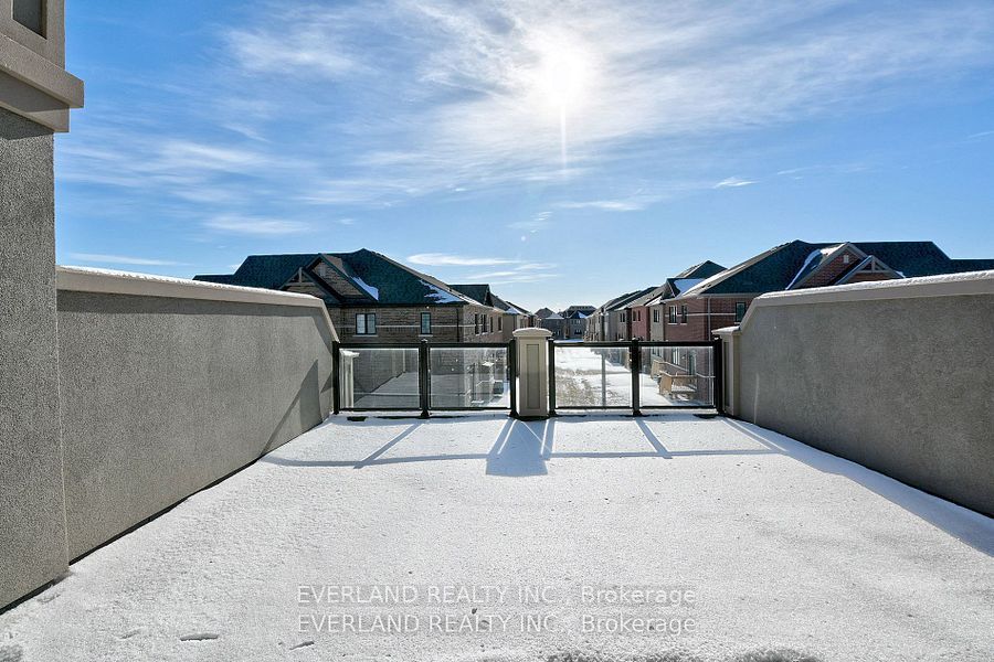 Photo 18 of 173 Mumbai Drive, Markham, Middlefield — HOMEH