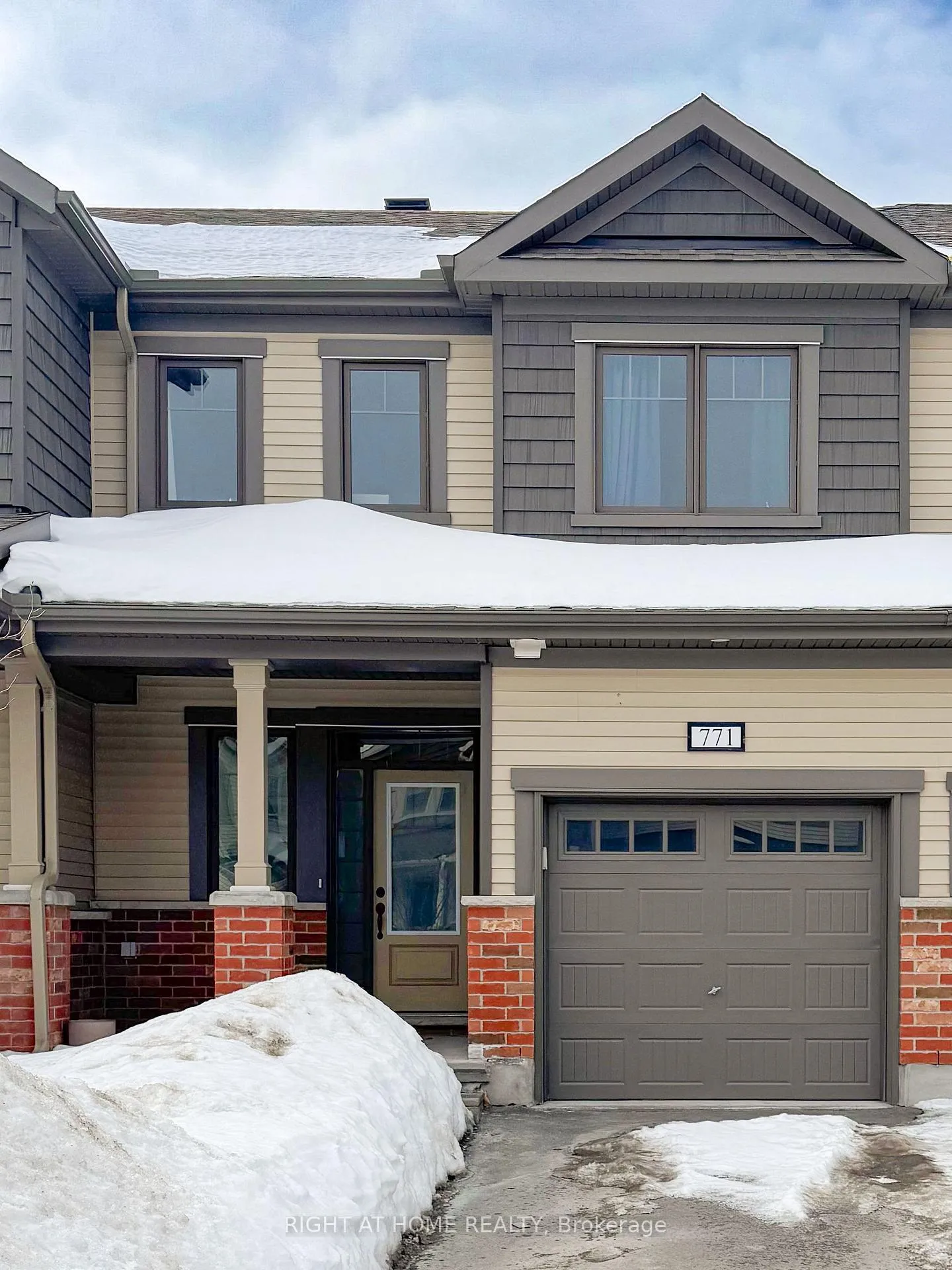 Photo 2 of 771 Brittanic Road, Ottawa, Kanata - Emerald Meadows/Trailwest — HOMEH