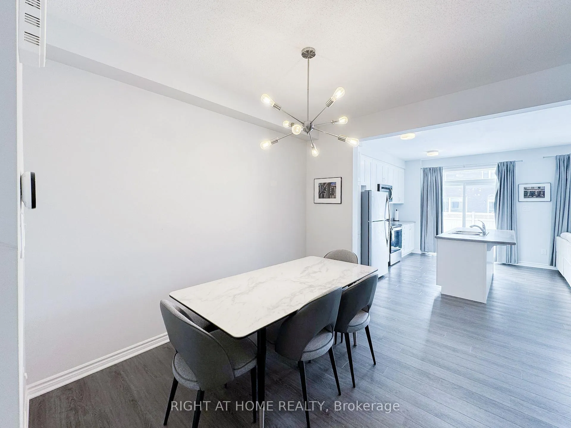Photo 4 of 771 Brittanic Road, Ottawa, Kanata - Emerald Meadows/Trailwest — HOMEH