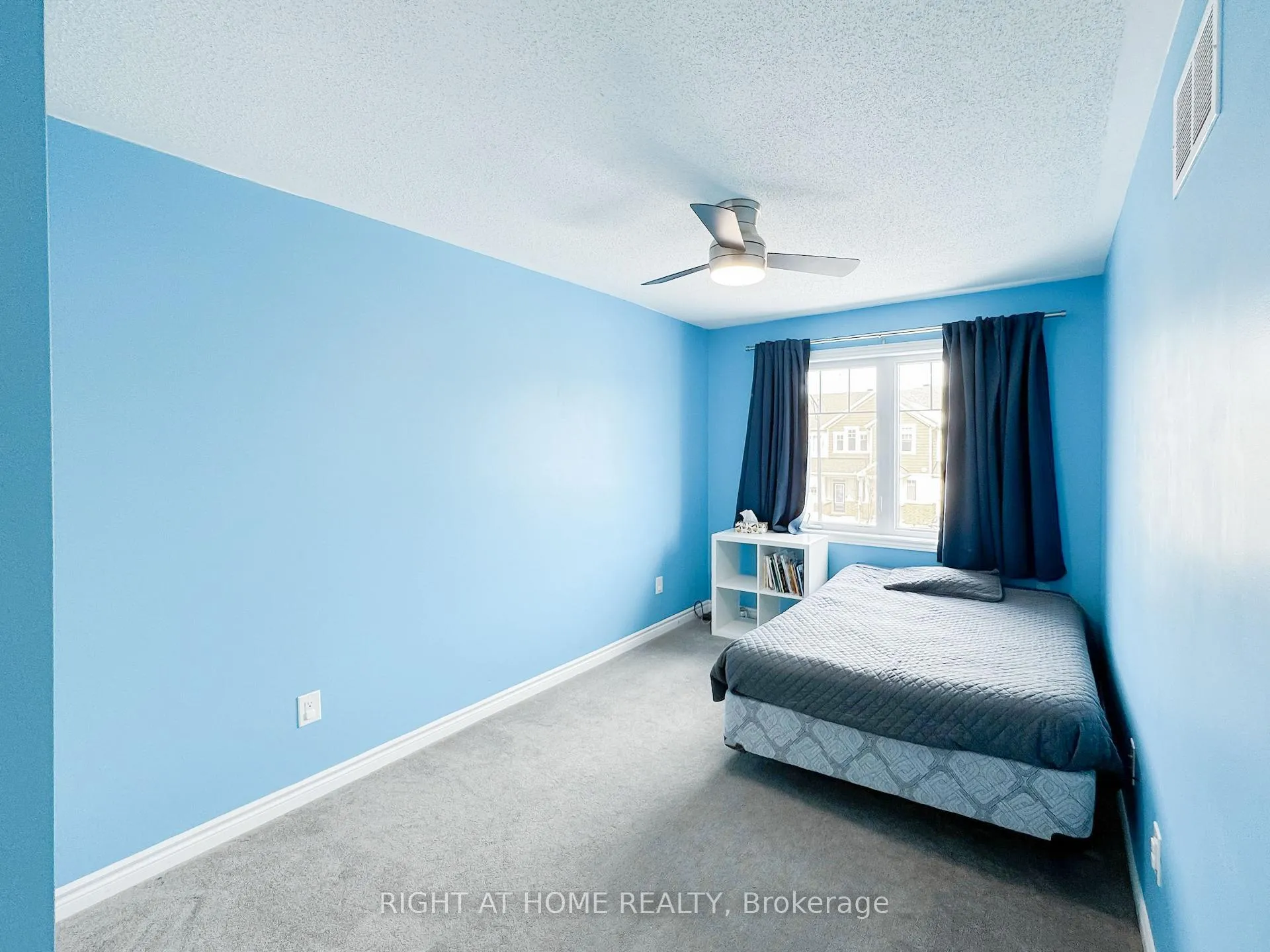 Photo 23 of 771 Brittanic Road, Ottawa, Kanata - Emerald Meadows/Trailwest — HOMEH