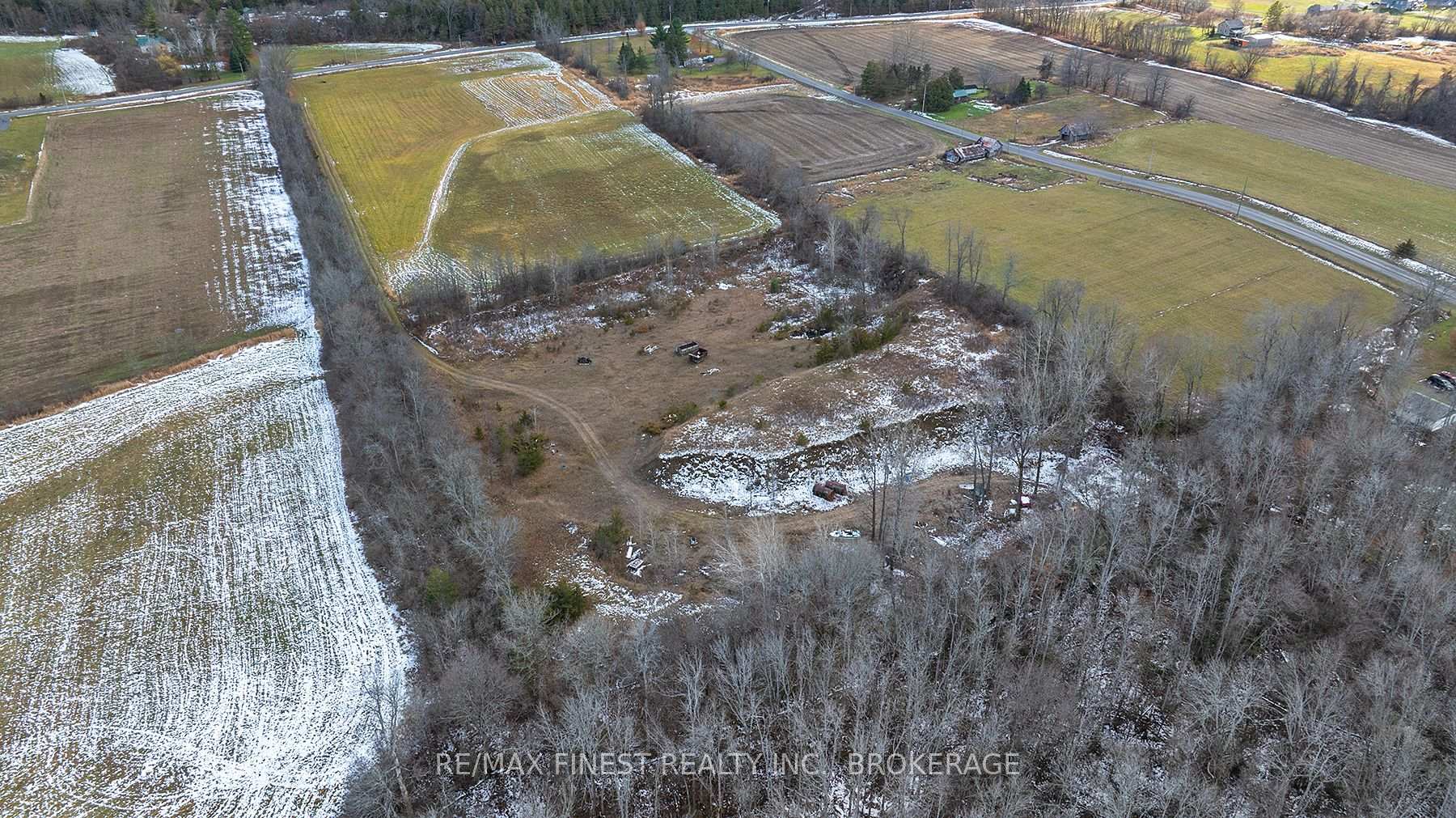 Photo 10 of Maple Road, Loyalist, Lennox and Addington - South — HOMEH