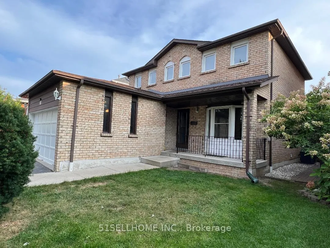 Photo 2 of 63 Stillwater Crescent, Brampton, Brampton West — HOMEH