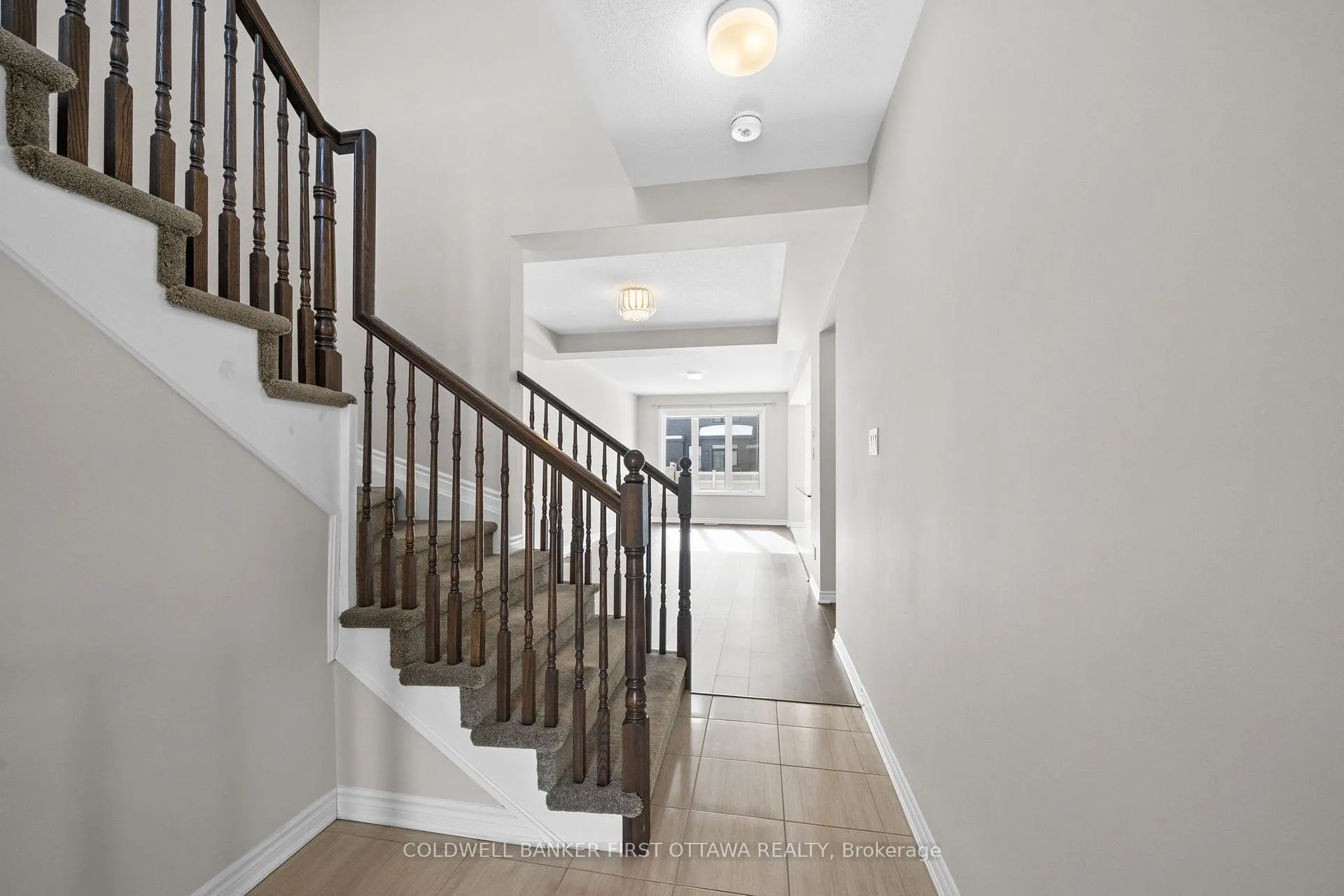 Photo 2 of 783 Brittanic Road, Ottawa, Kanata - Emerald Meadows/Trailwest — HOMEH
