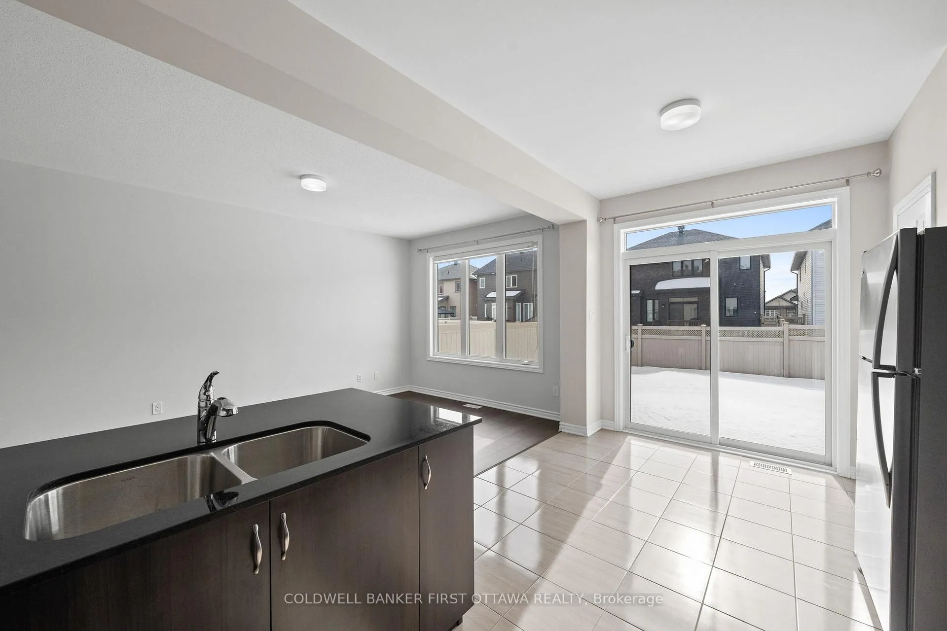 Photo 10 of 783 Brittanic Road, Ottawa, Kanata - Emerald Meadows/Trailwest — HOMEH