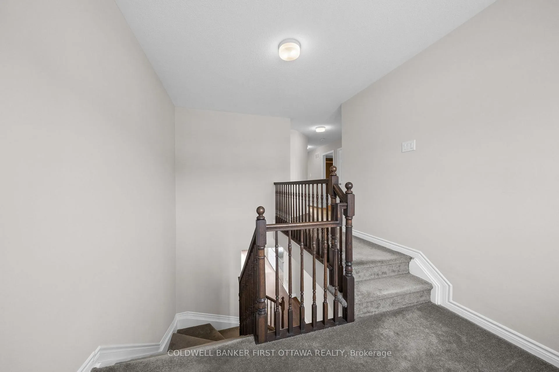 Photo 11 of 783 Brittanic Road, Ottawa, Kanata - Emerald Meadows/Trailwest — HOMEH