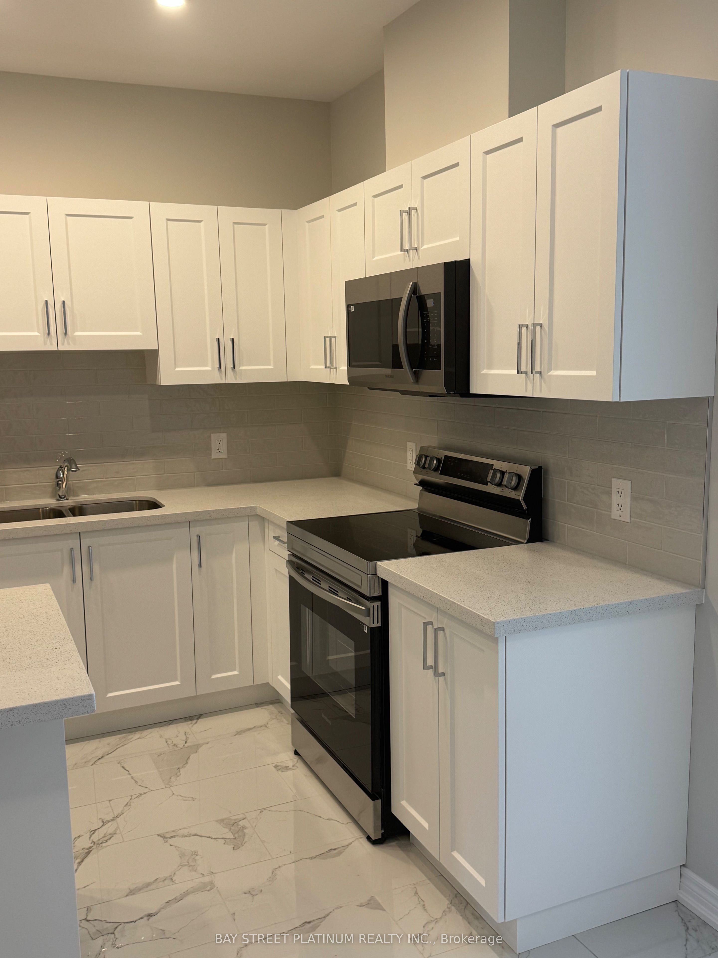 Photo 5 of Unit 5, 65 Wiley Trail, Welland, N. Welland — HOMEH