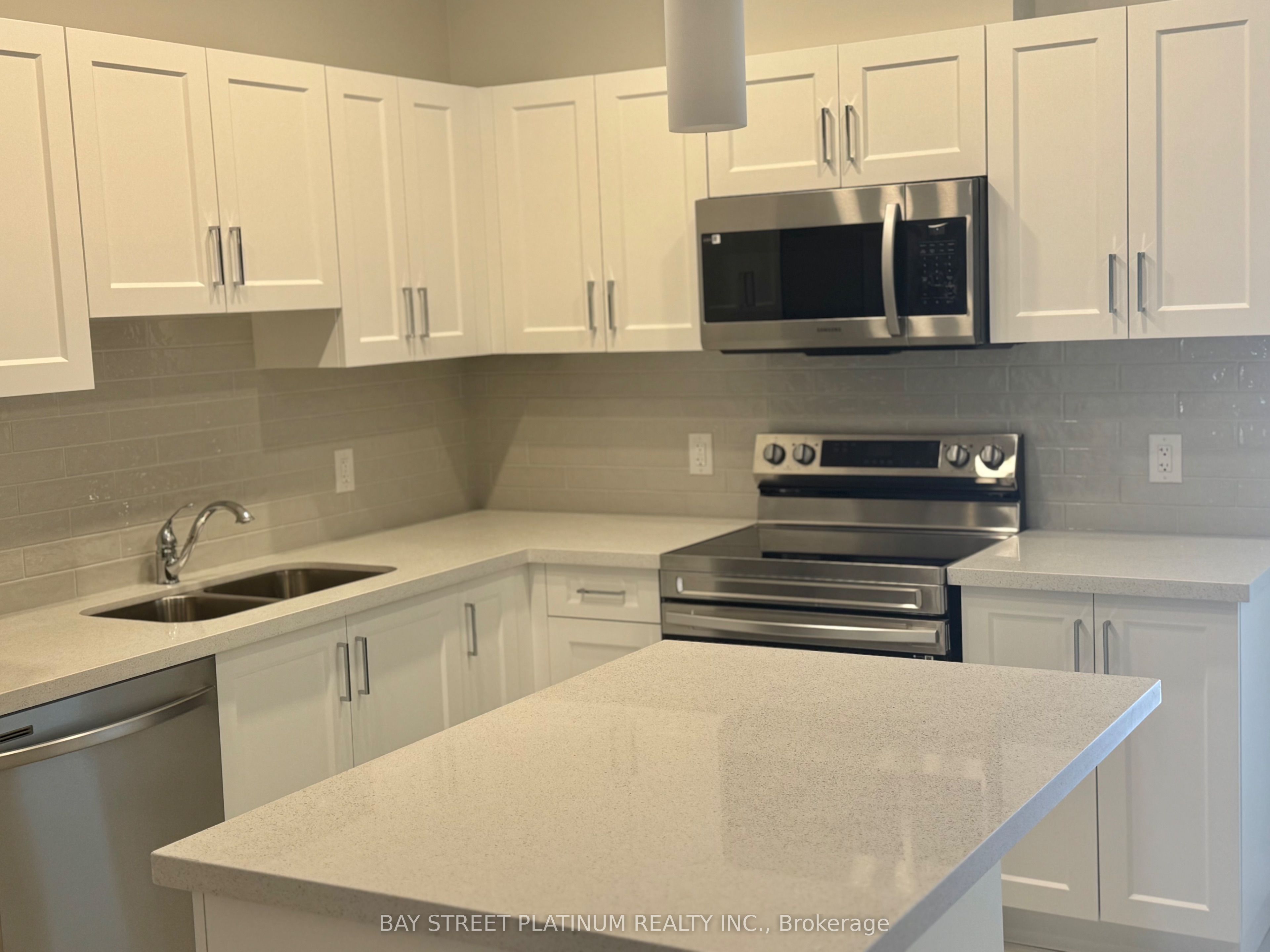 Photo 6 of Unit 5, 65 Wiley Trail, Welland, N. Welland — HOMEH
