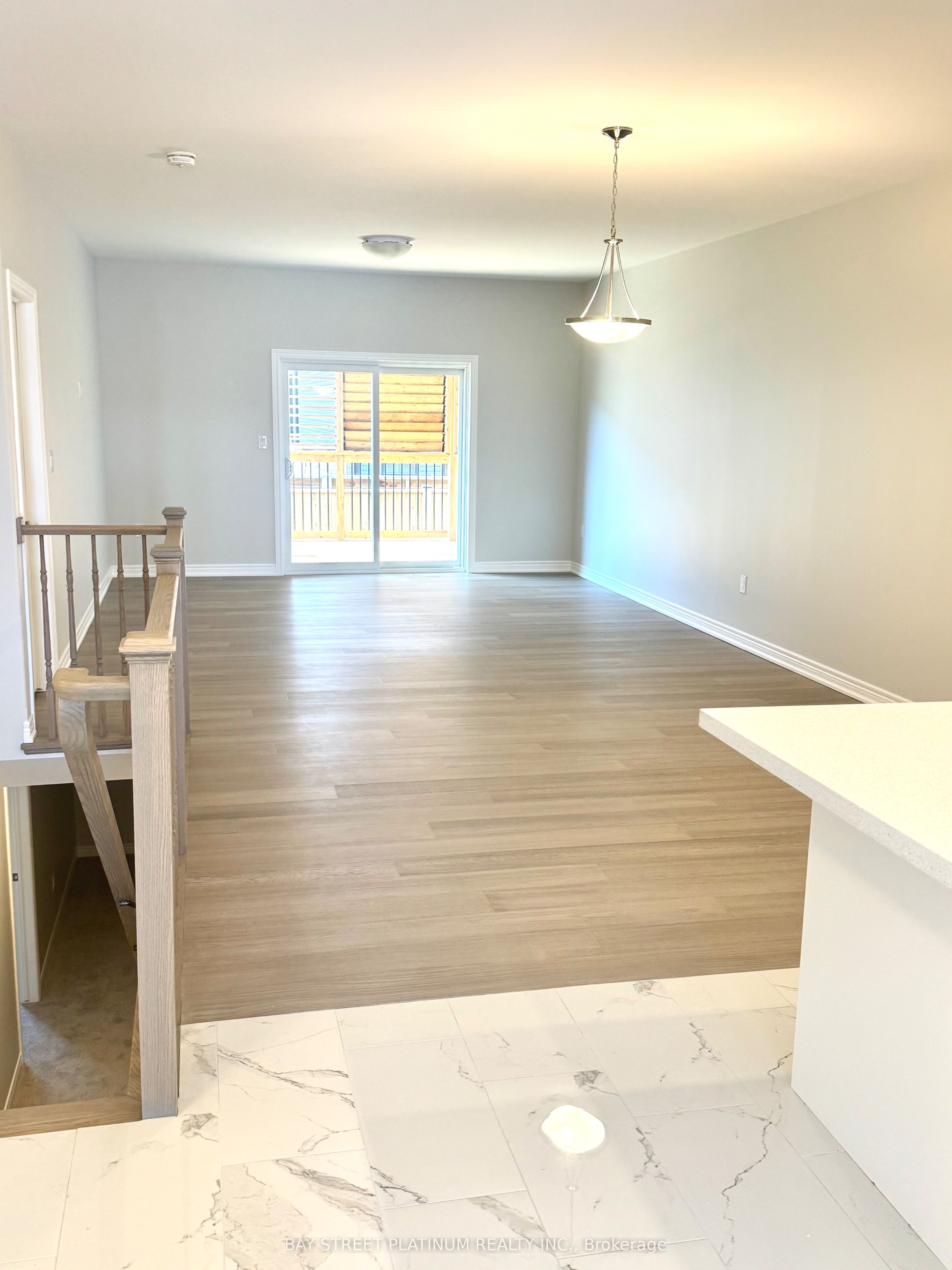 Photo 4 of Unit 5, 65 Wiley Trail, Welland, N. Welland — HOMEH