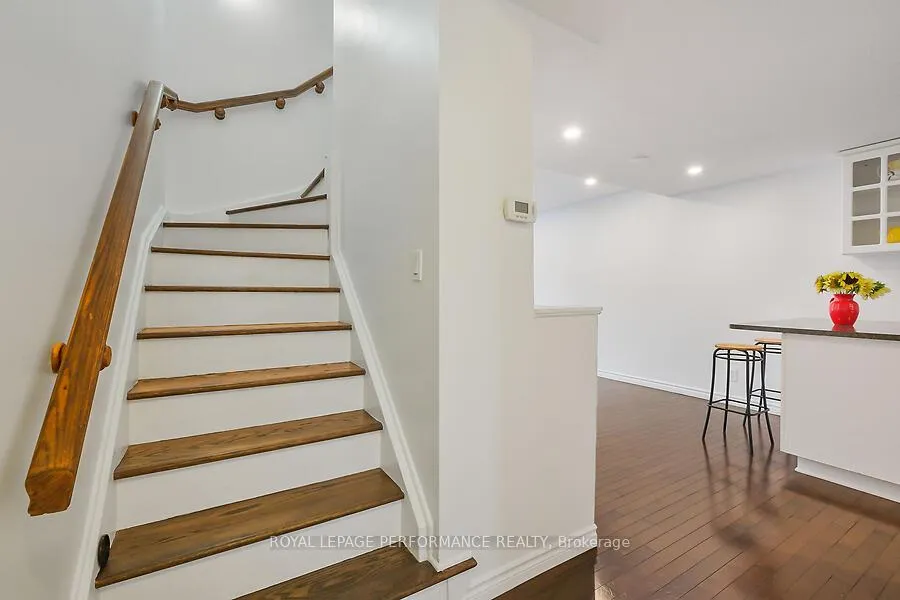 Photo 5 of 2654 Draper Avenue, Ottawa, Redwood Park — HOMEH