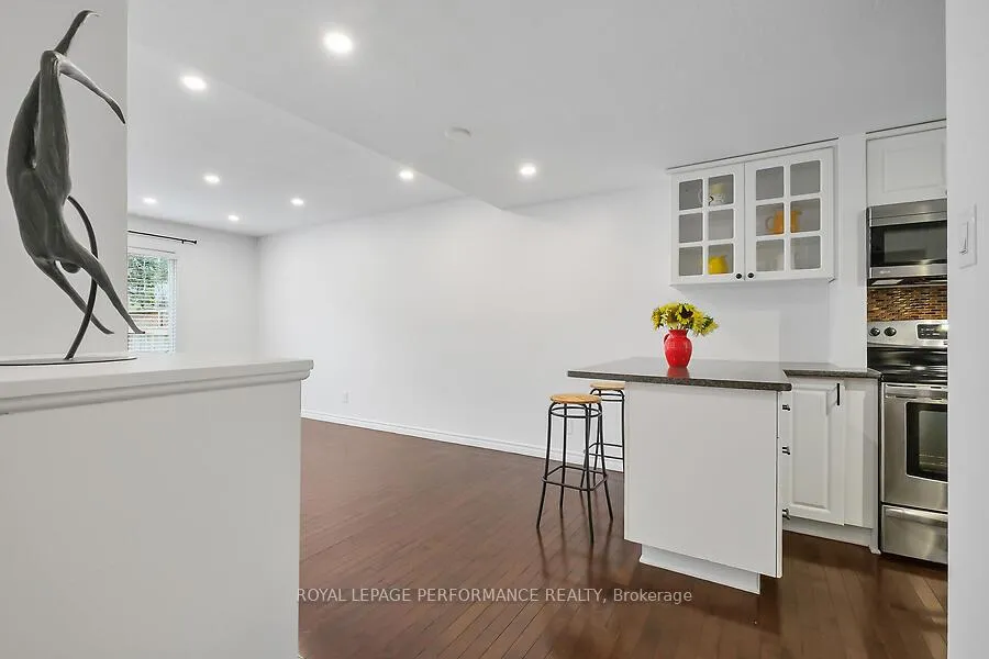 Photo 6 of 2654 Draper Avenue, Ottawa, Redwood Park — HOMEH