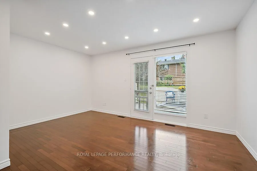 Photo 8 of 2654 Draper Avenue, Ottawa, Redwood Park — HOMEH